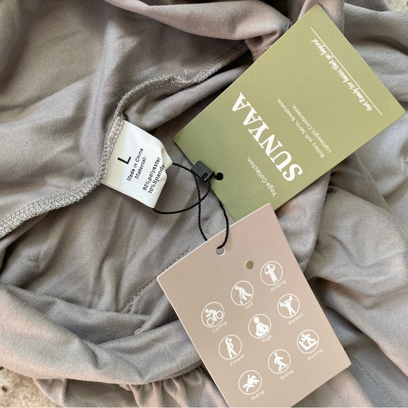 NWT SUNYAA light gray,wide leg,VCross high waist tummy control Yoga pant size L. - Picture 11 of 11